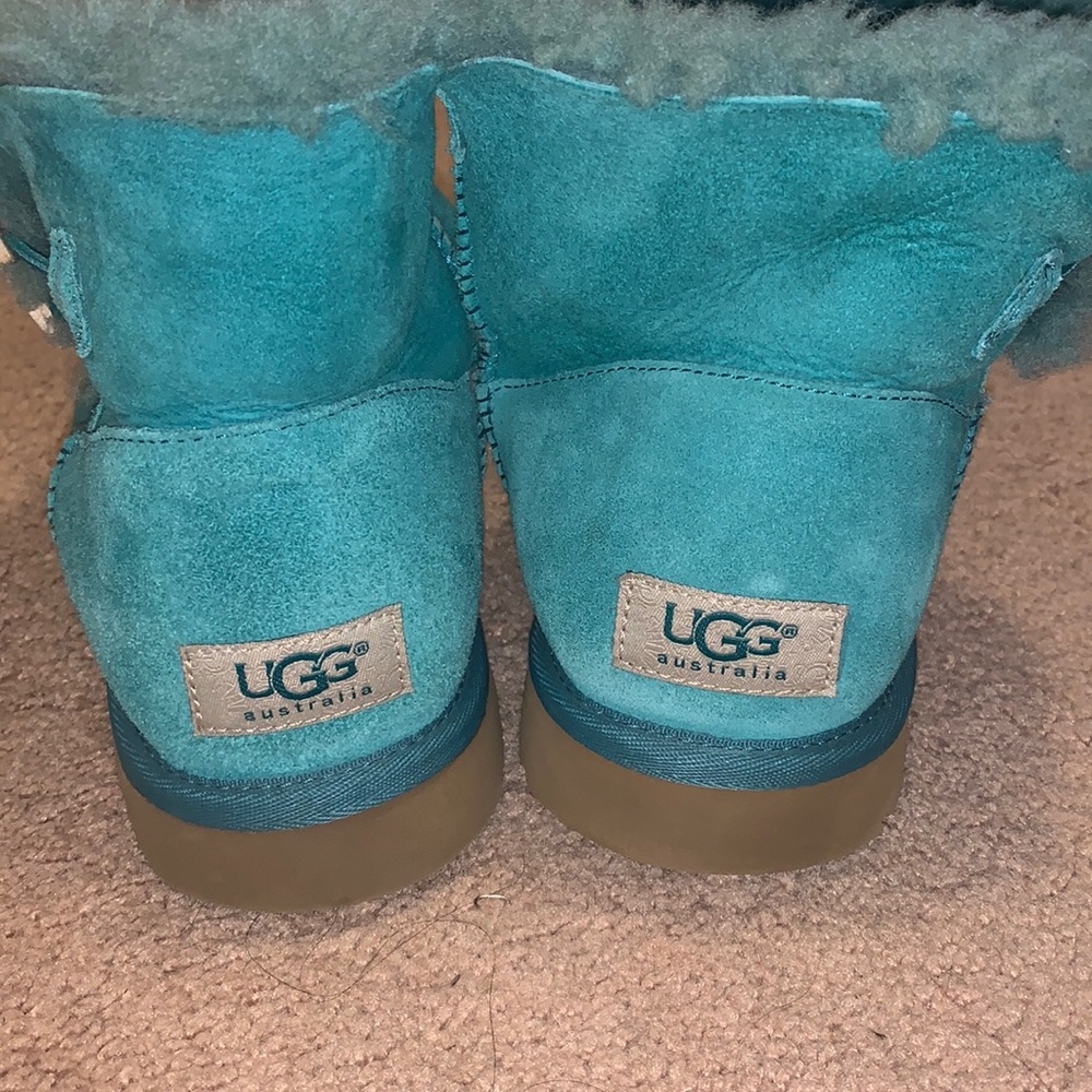 Teal/Aqua UGG Mini W-"/Button